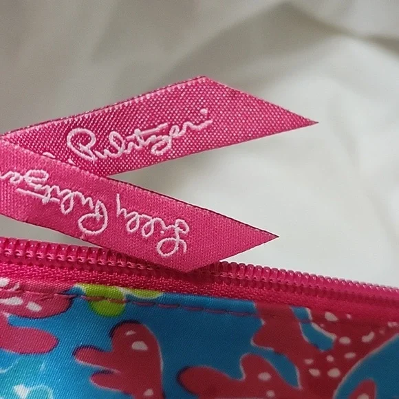 Lilly Pulitzer Insulated Travel Bag - Picture 3 of 5